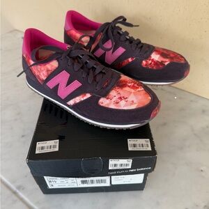 NIB New Balance Women's Pink and Black Sneakers